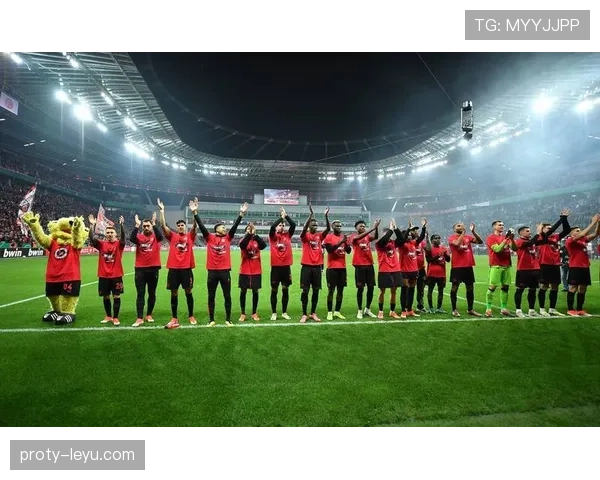 格纳布里凭借速度优势持续闪耀,关键表现助力球队获胜 格纳布里凭借速度优势持续闪耀,关键表现助力球队获胜