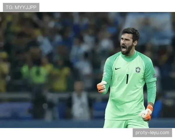 阿利松2025赛季神勇发挥，助利物浦强势争冠再创辉煌