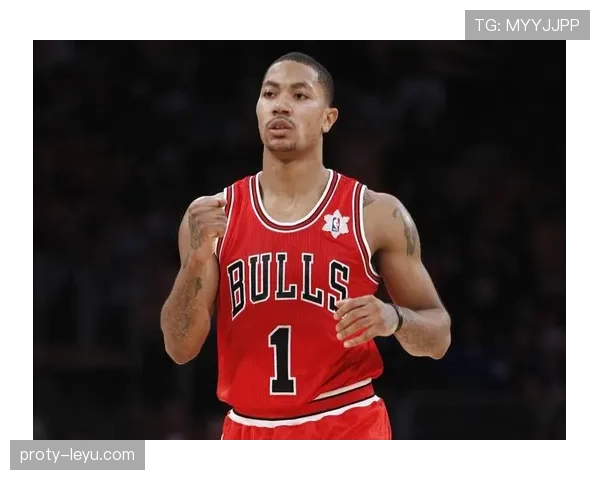 罗斯挡拆制造错位效率回升，比巅峰更偏组织